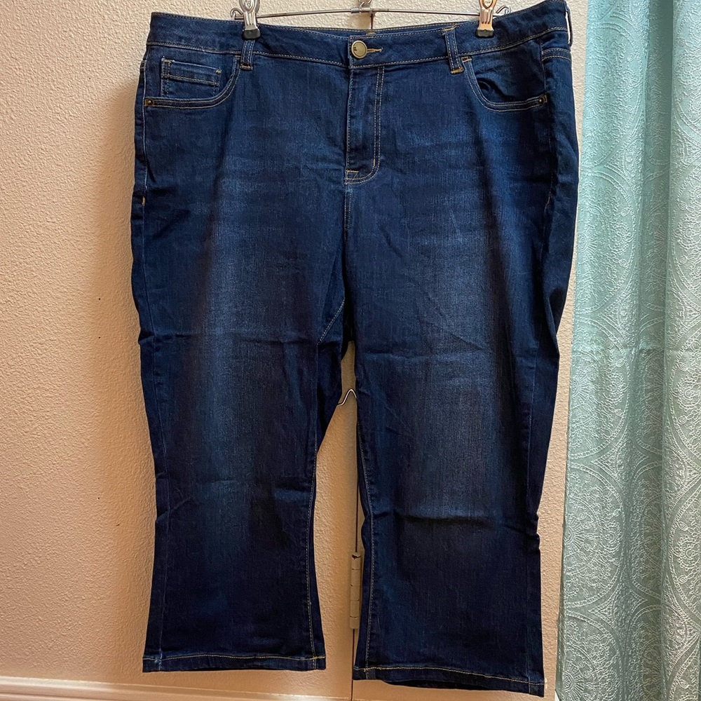 Lane Bryant Low Rise Capri